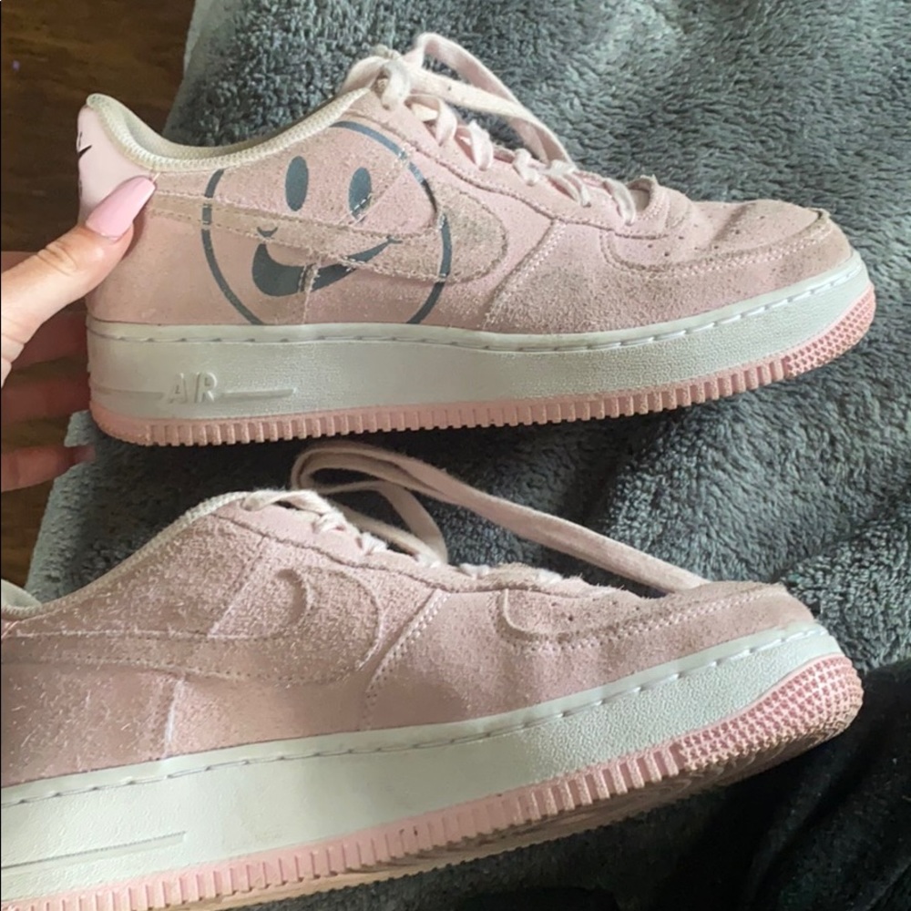 Pink Nike Air Force 1